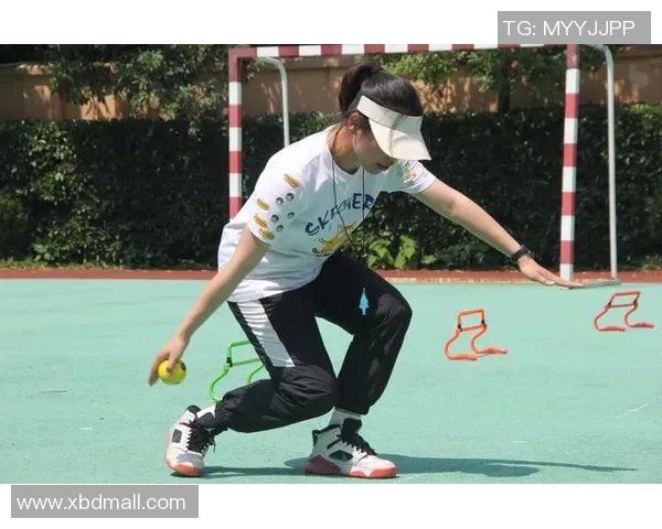 深圳网球队边路渗透创新策略探讨与实践分析