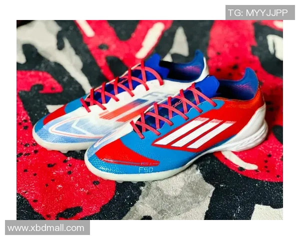 足球明星专属足球鞋定制价格揭秘让你了解个性化选择的价值与成本 足球明星专属足球鞋定制价格揭秘让你了解个性化选择的价值与成本