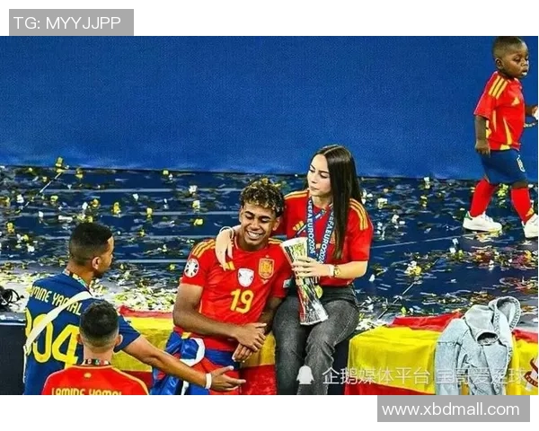 足球明星出轨事件引发热议球迷与媒体的不同反应与看法分析 足球明星出轨事件引发热议球迷与媒体的不同反应与看法分析